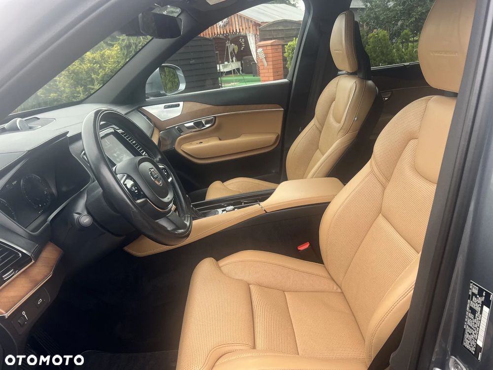 Volvo XC 90 - 10