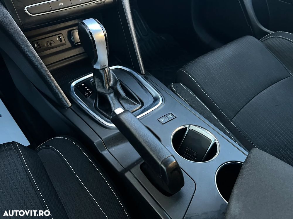 Renault Megane Estate 1.5 dCI EDC Intens - 11