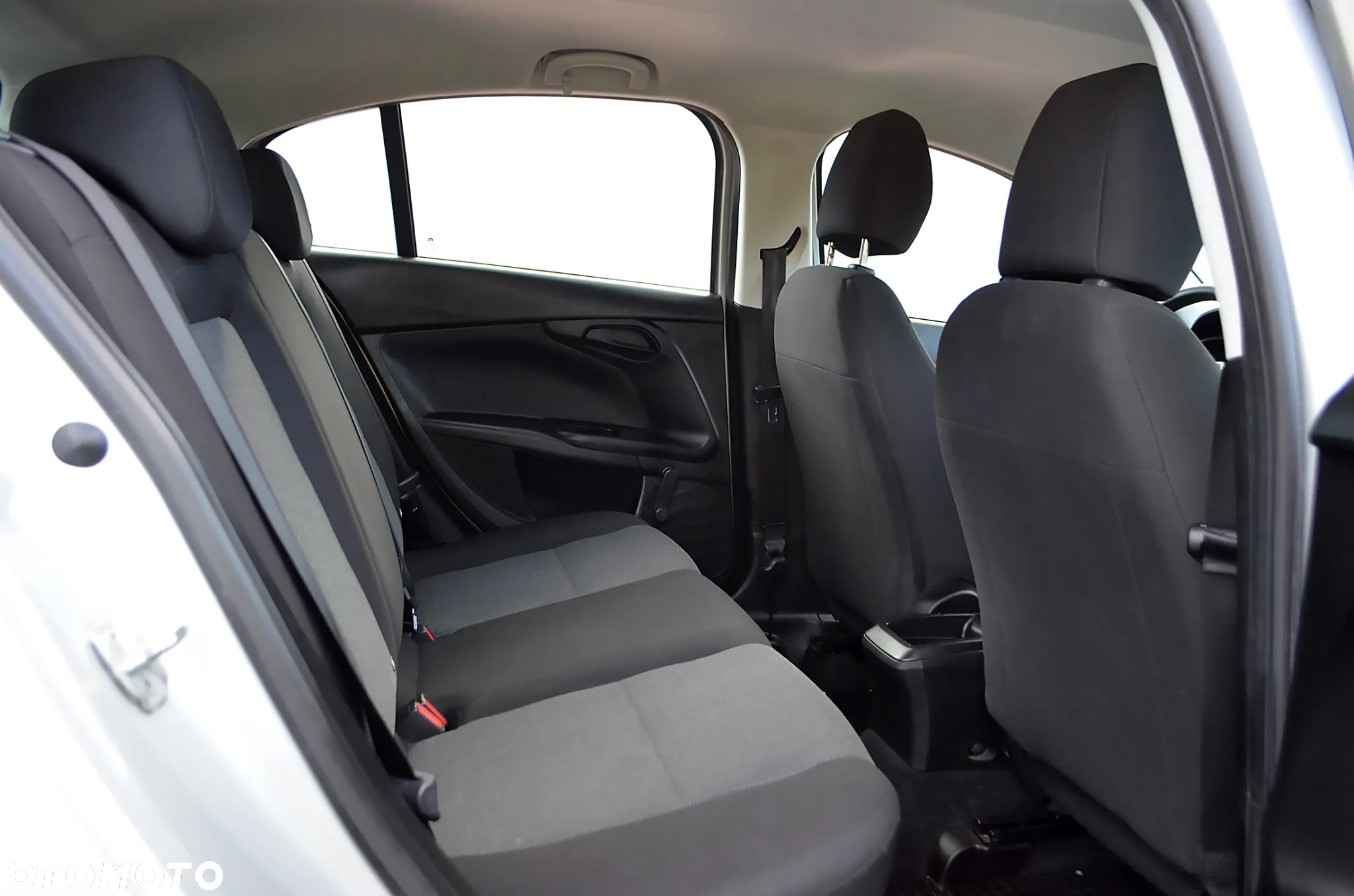 Fiat Tipo 1.4 16v Easy EU6d - 10