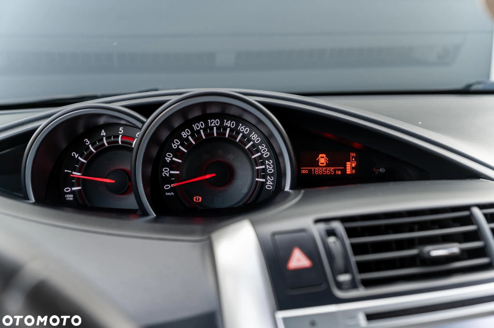 Toyota Verso 1.6 D-4D 5-Sitzer Start/Stop Executive - 23