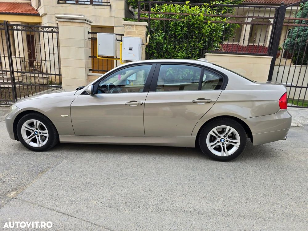 BMW Seria 3 320i Aut. - 1