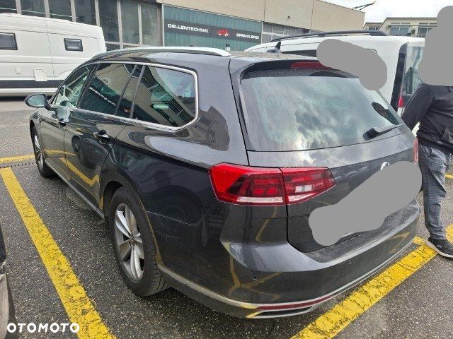 Volkswagen Passat 2.0 TDI SCR DSG Elegance - 2