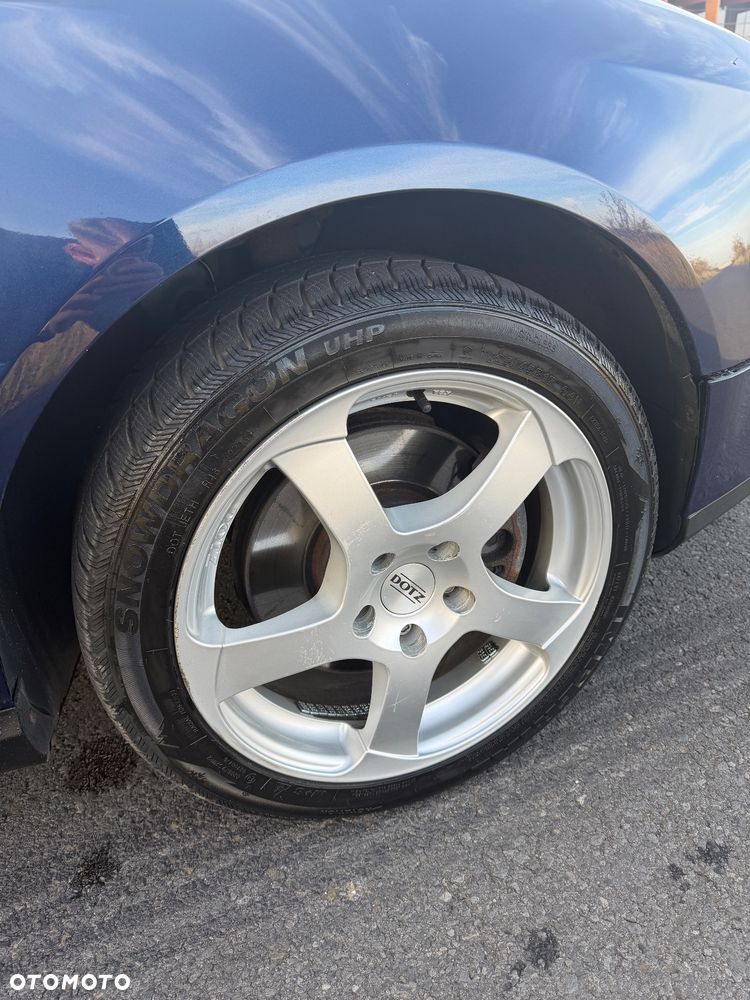 Volkswagen Passat 1.6 TDI DPF BlueMot Highline - 20