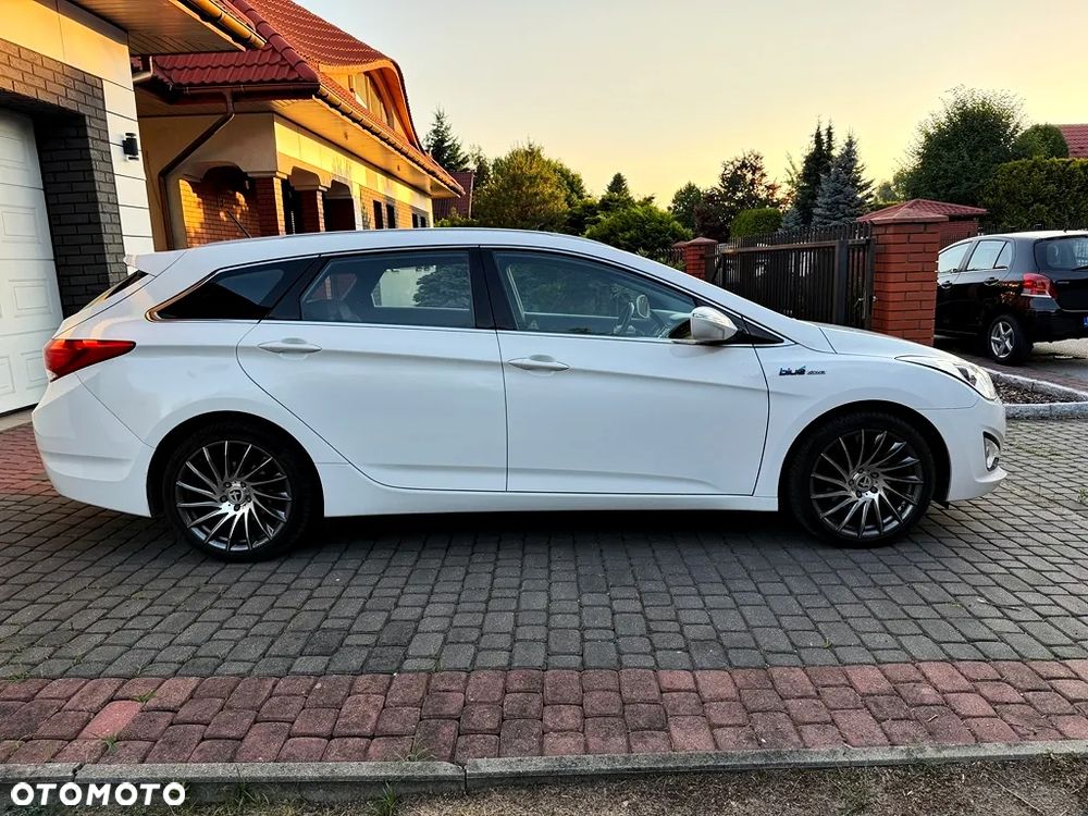 Hyundai i40 Kombi 1.7 CRDi Style - 13