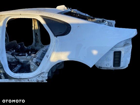 BŁOTNIK TYŁ LEWY ĆWIARTKA JAGUAR XF II SEDAN 2019 EU - 1