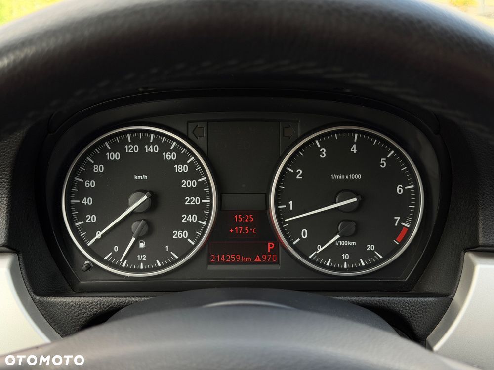 BMW Seria 3 320i Edition Sport - 14