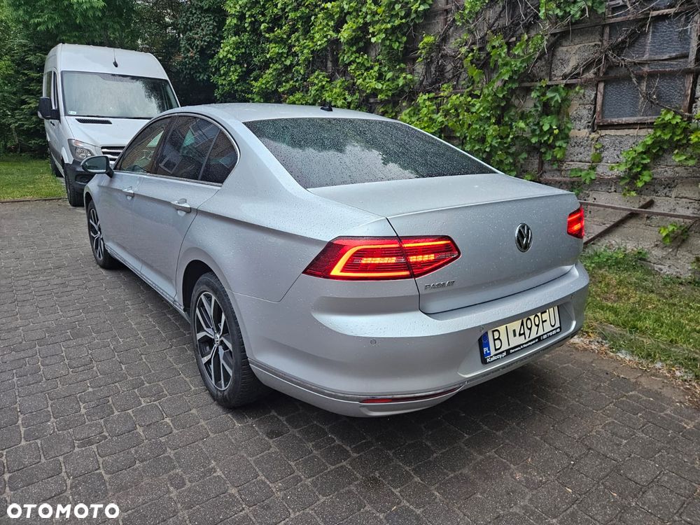 Volkswagen Passat 2.0 TDI BMT Highline DSG - 16
