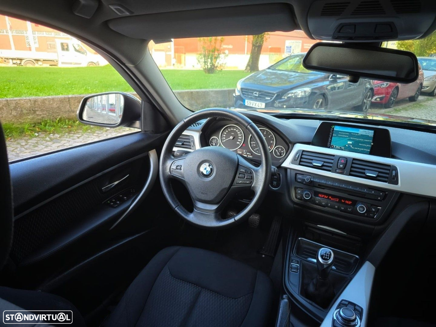 BMW 318 d Touring - 22