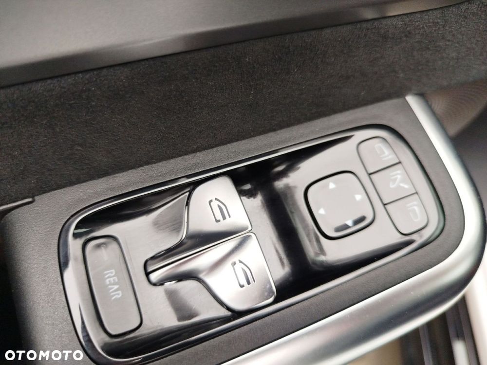 Mercedes-Benz CLA - 15