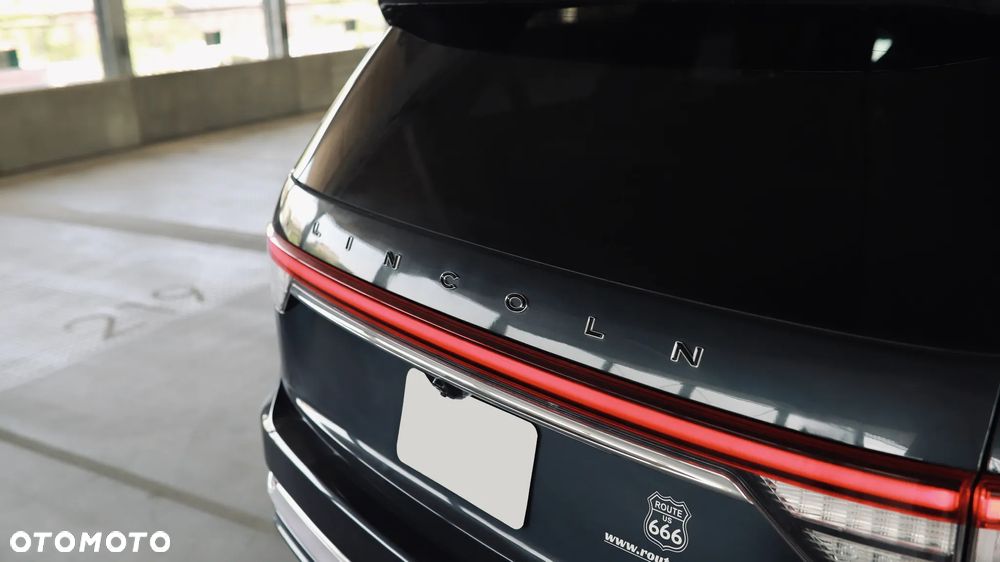 Lincoln Aviator - 20