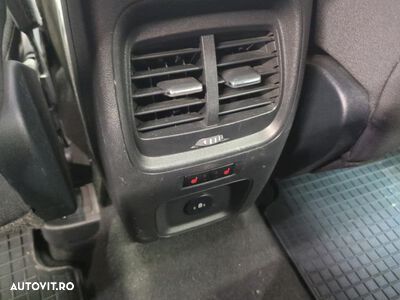 Ford Kuga - 7
