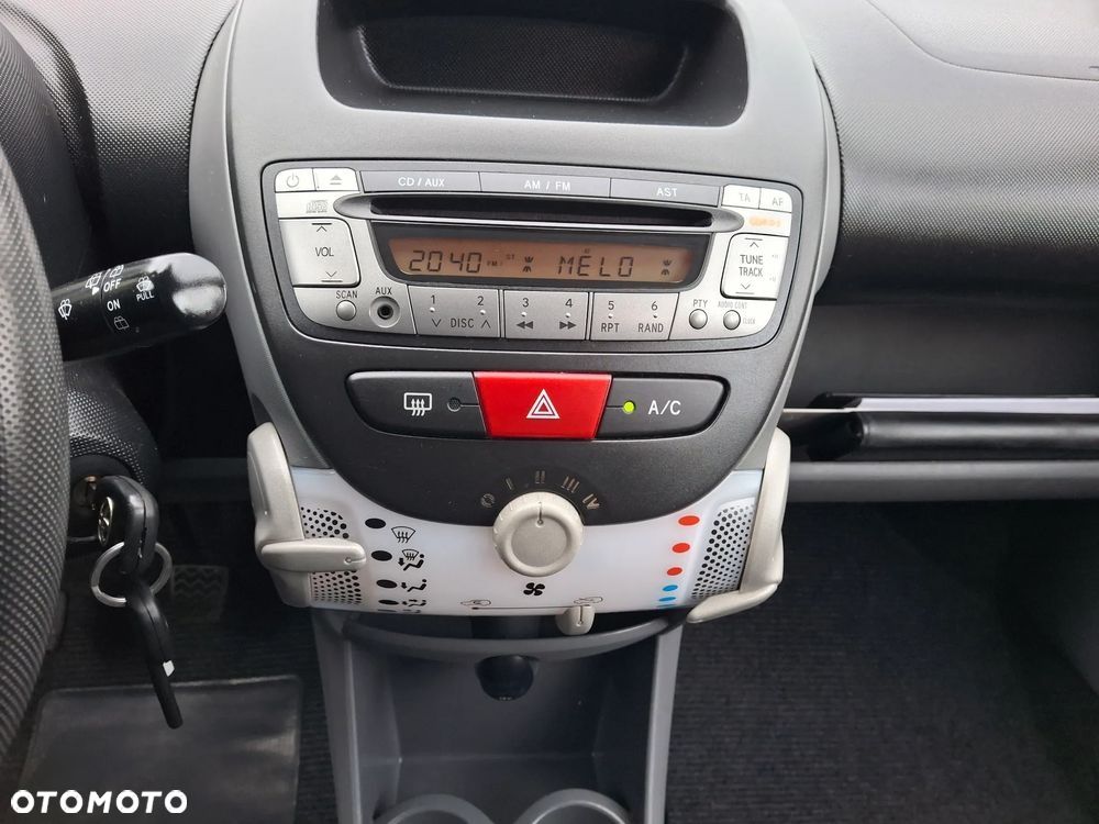Toyota Aygo Standard - 21