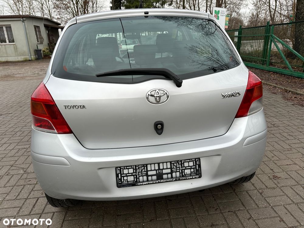 Toyota Yaris 1.33 Sol - 5