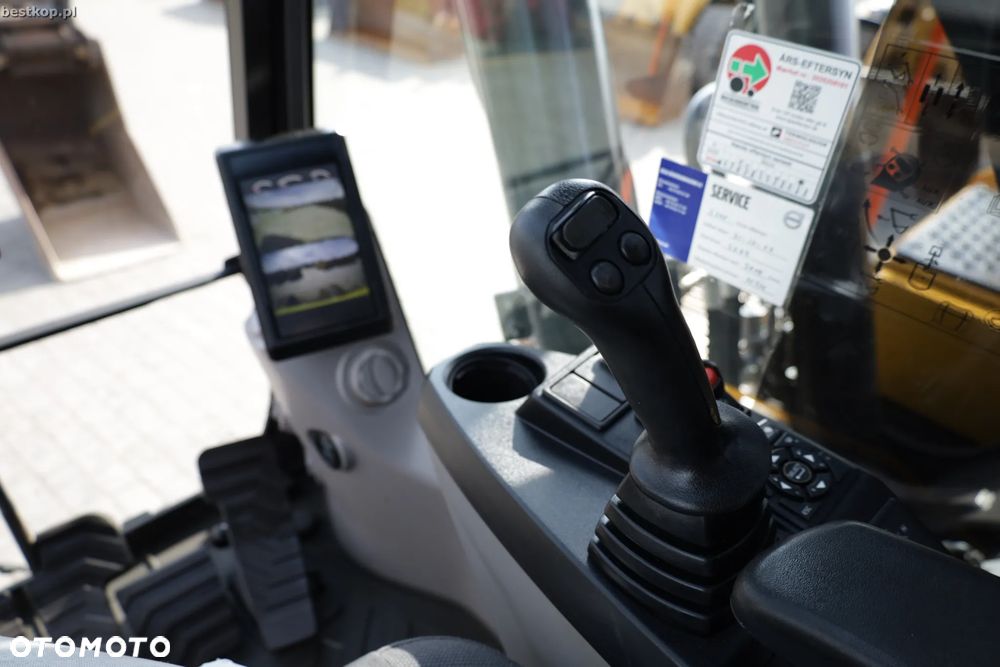 Volvo EC250EL - 24
