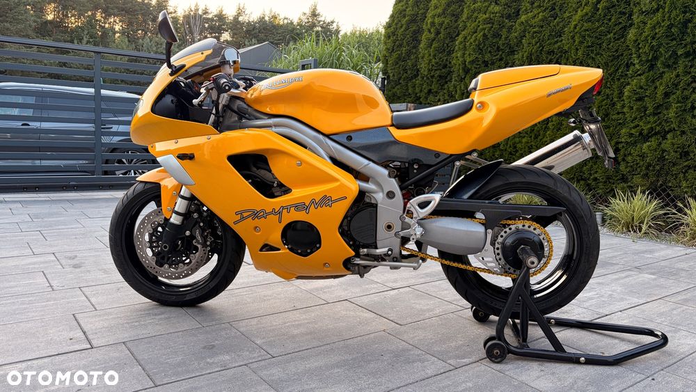 Triumph Daytona - 19