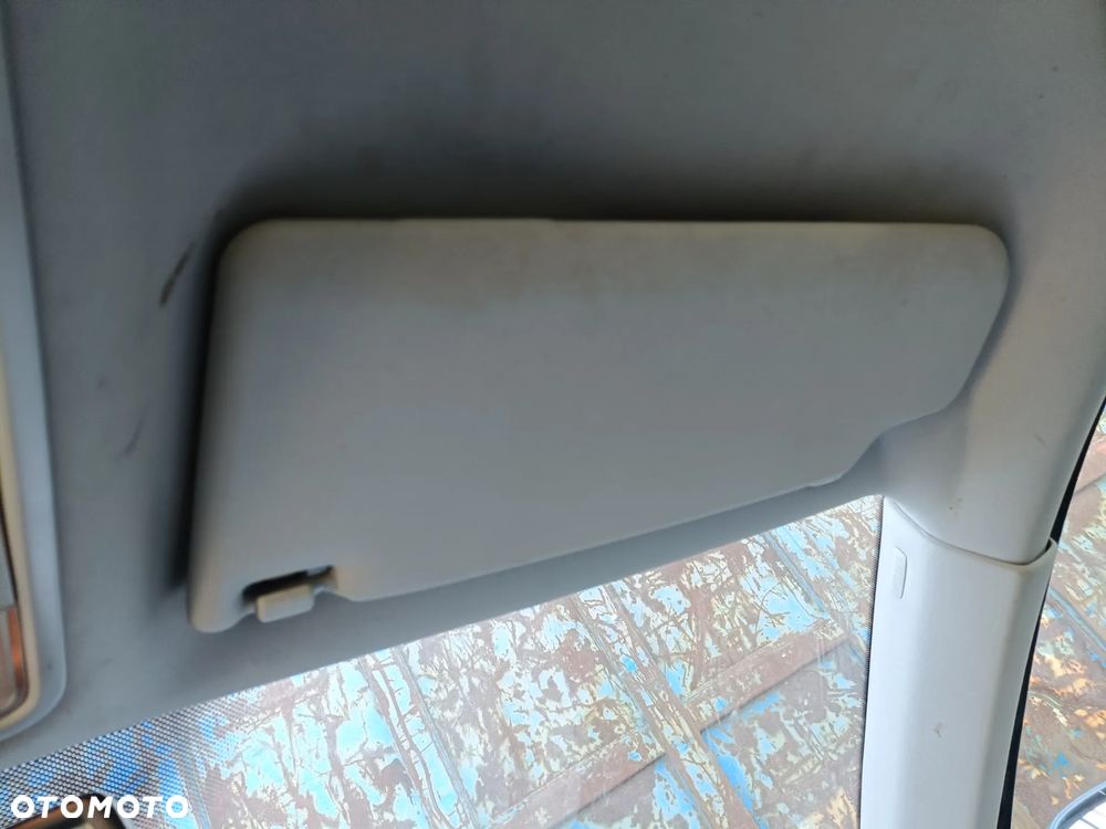 VOLKSWAGEN JETTA V 5 05-11 2007 r. daszek prawy osłona przeciwsłoneczna prawa  * - 2