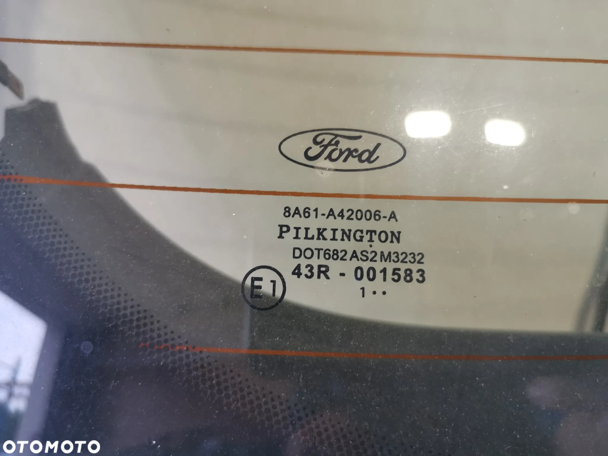 Klapa Bagażnika Ford Fiesta MK7 Szyba Bagażnika - 5