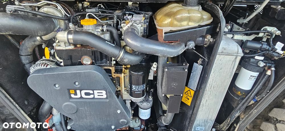 JCB HYDRADIG - 12