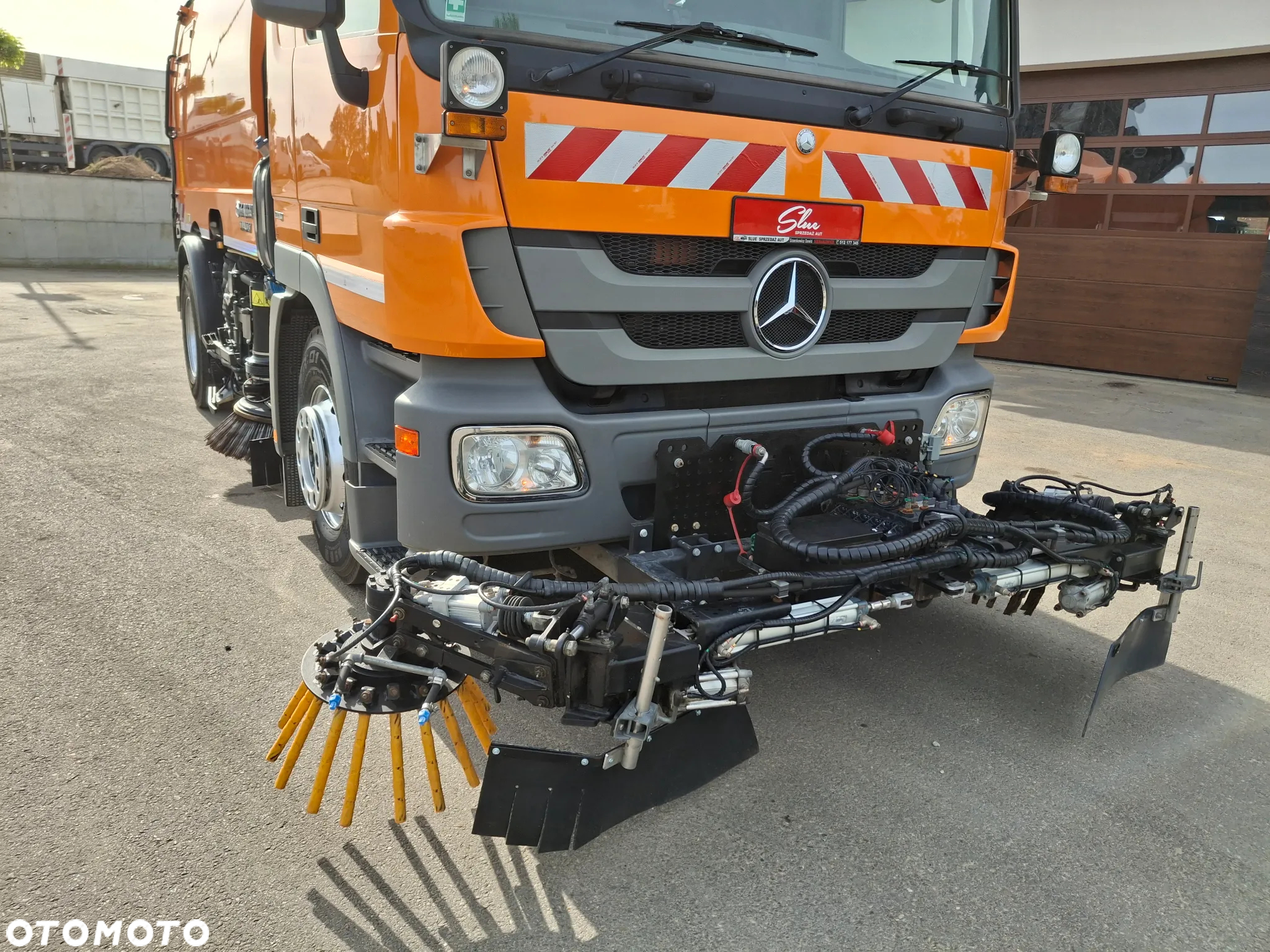 Mercedes-Benz Actros 1932 Zamiatarka FAUN Szczotki L/R Odchwaszczarka Szczotki Przednie 2014r PM10 Rura Do Liści Dodatkowy Zbiornik Wody Hydrostat Pneumatyka - 10