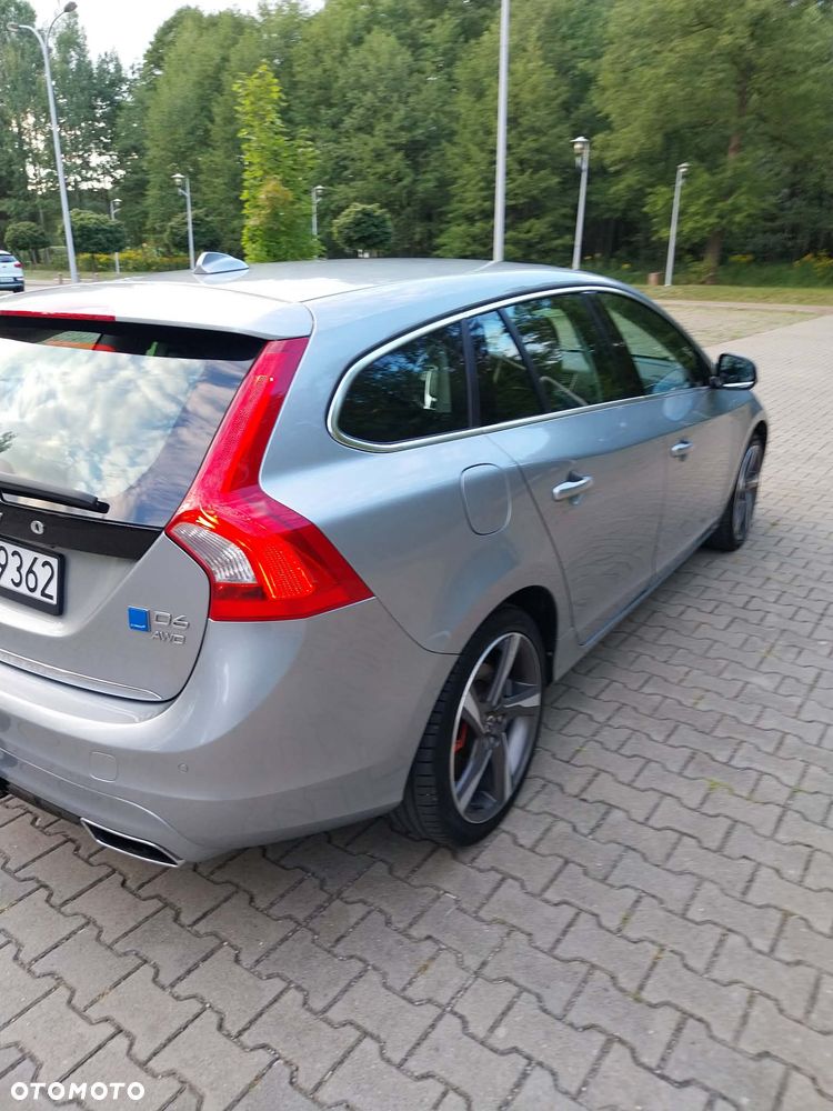 Volvo V60 D5 AWD R-Design Summum - 16