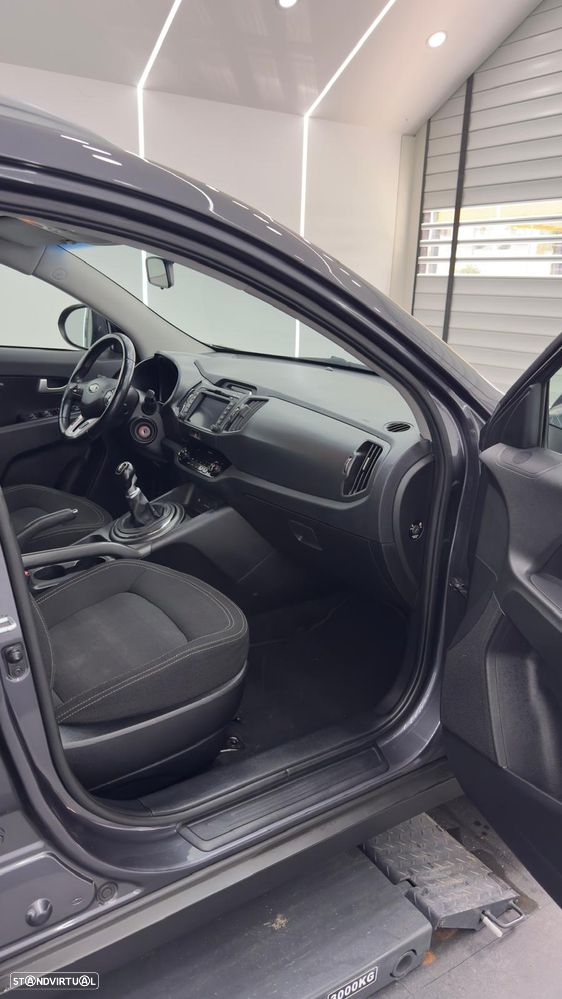 Kia Sportage 1.7 CRDI ISG Prime - 7