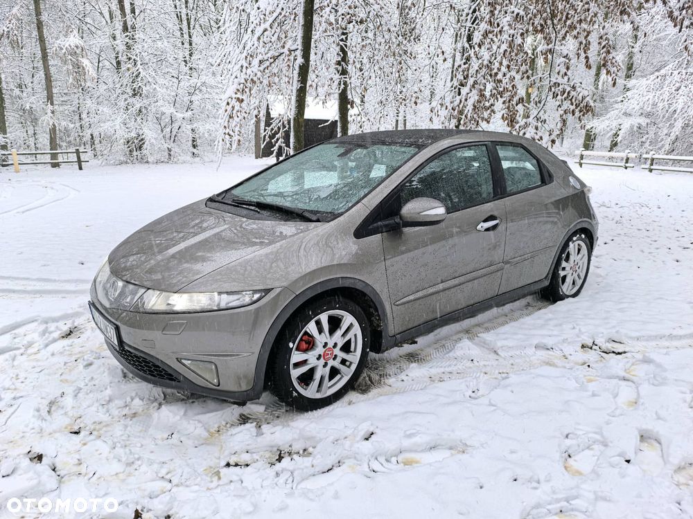 Honda Civic 1.8 Executive - 3