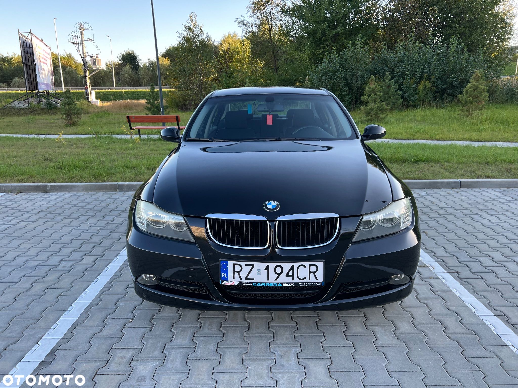 BMW Seria 3 318i - 1