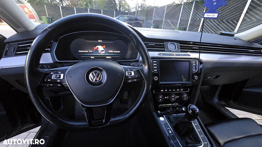 Volkswagen Passat 2.0 TDI (BlueMotion Technology) Comfortline - 16