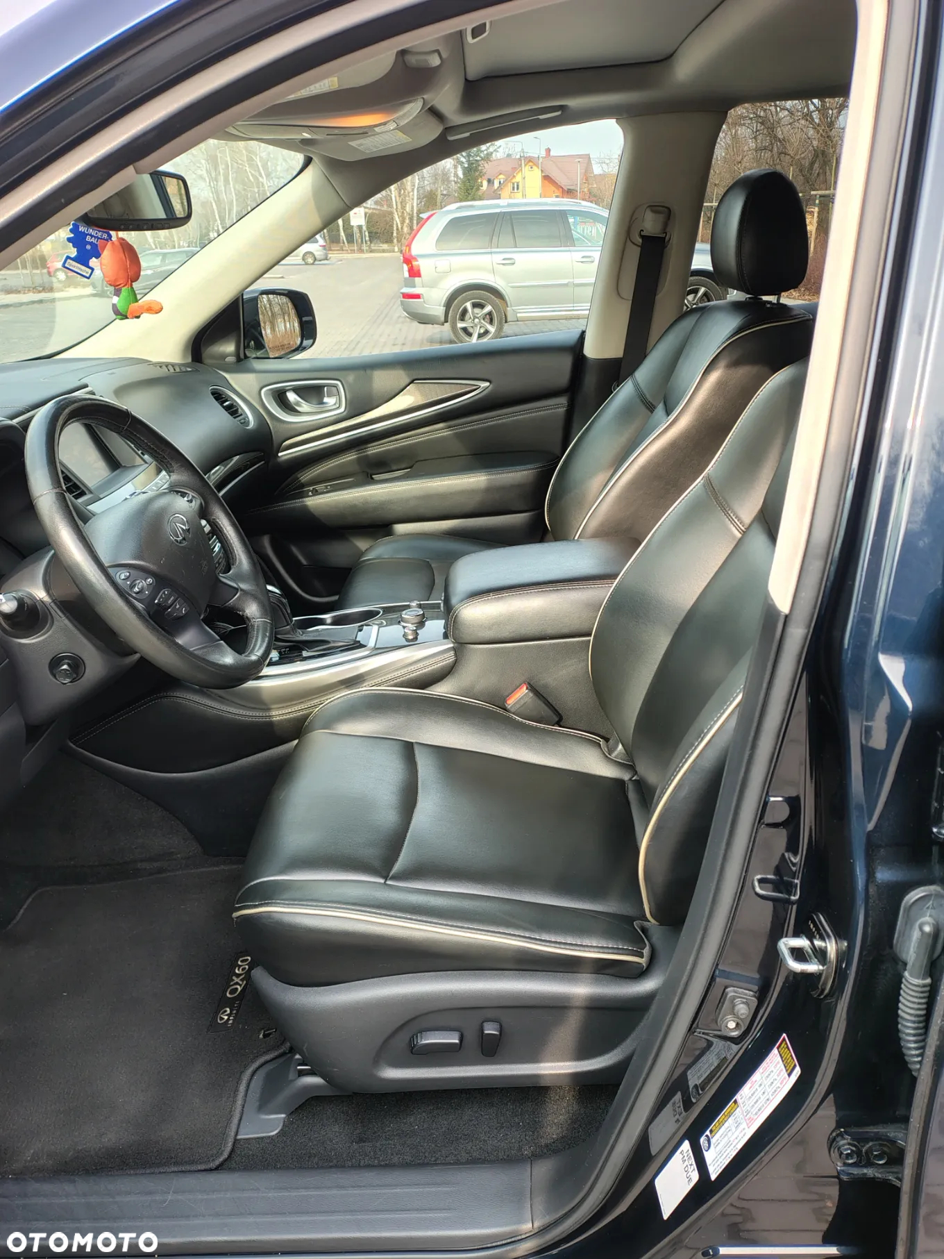 Infiniti QX60 - 23