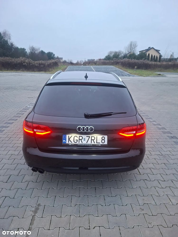 Audi A4 Avant 2.0 TDI DPF quattro S tronic S line Sportpaket - 5