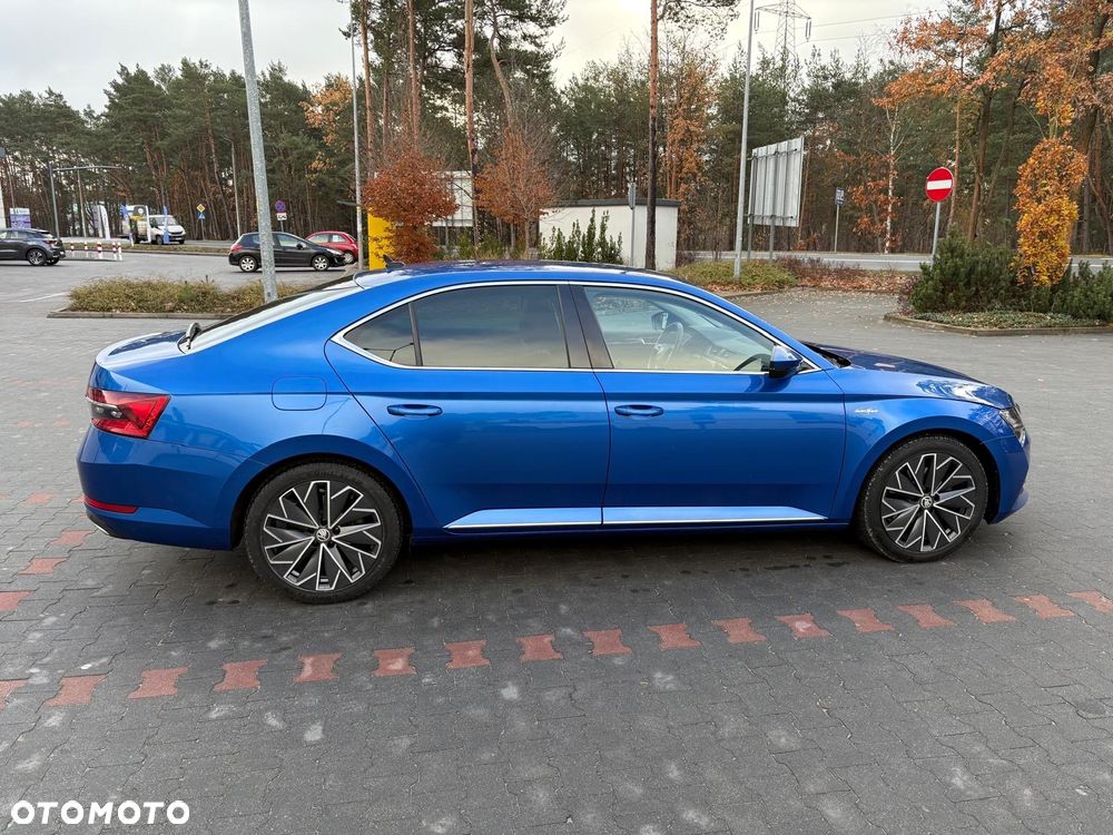 Skoda Superb 2.0 TDI SCR 4x4 L&K DSG - 3
