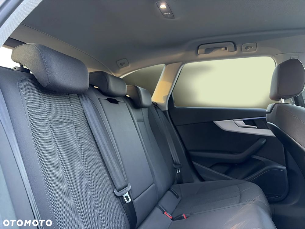 Audi A4 Avant 35 TFSI mHEV Advanced S tronic - 27