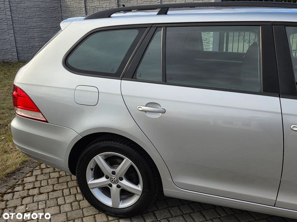 Volkswagen Golf 1.6 TDI BlueMotion Technology Comfortline - 16