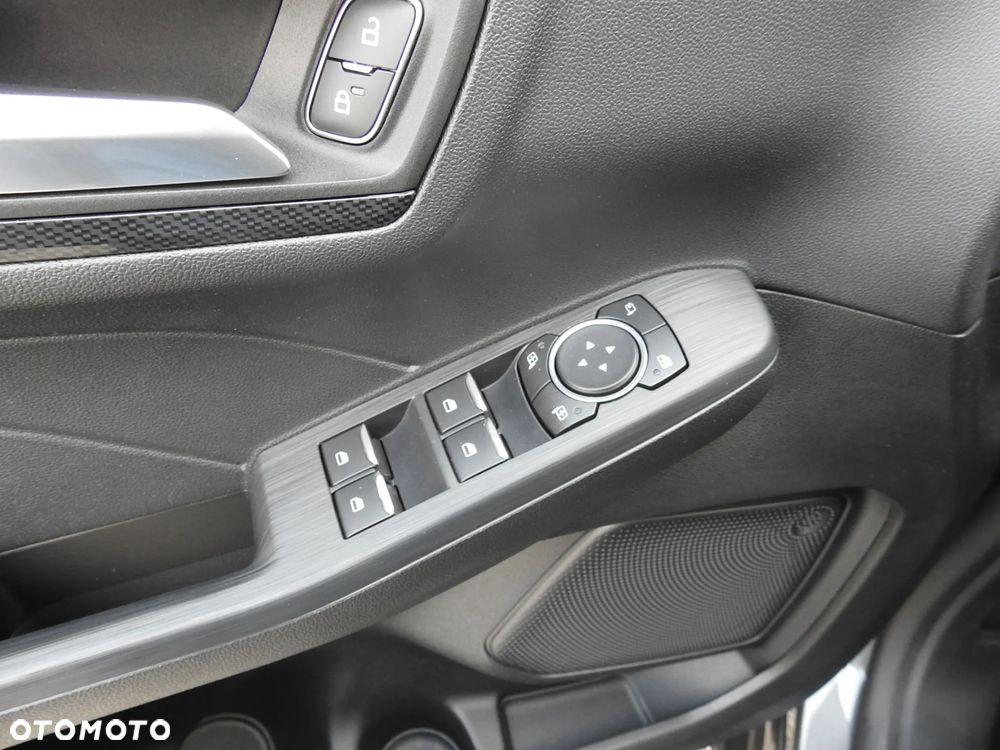 Ford Kuga 1.5 EcoBlue ST-LINE - 20