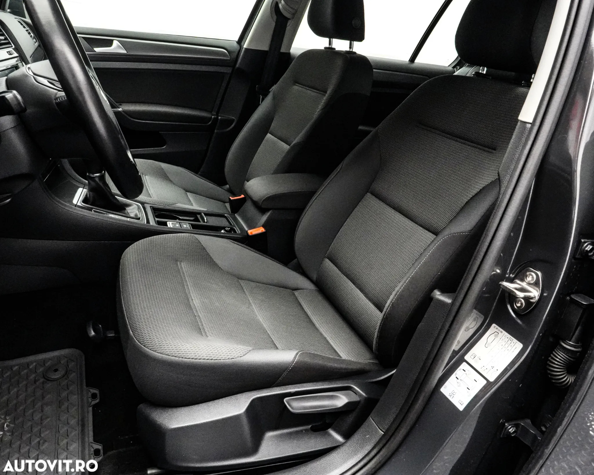 Volkswagen Golf 1.6 TDI Trendline - 13