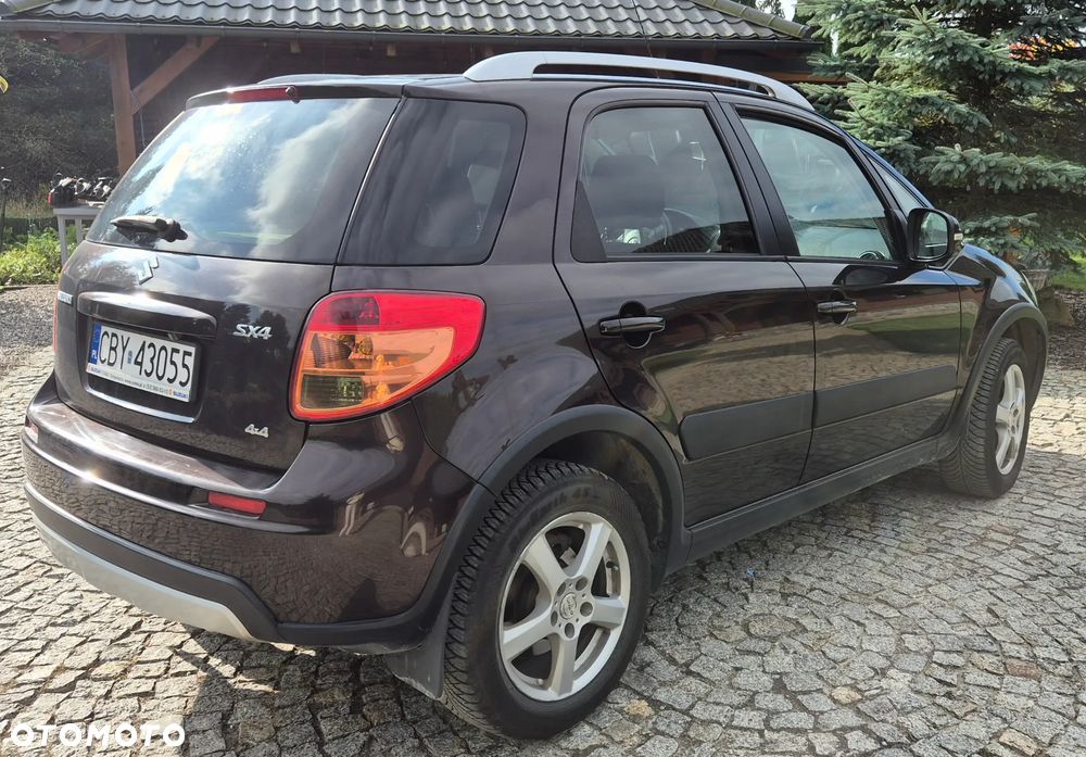 Suzuki SX4 - 8