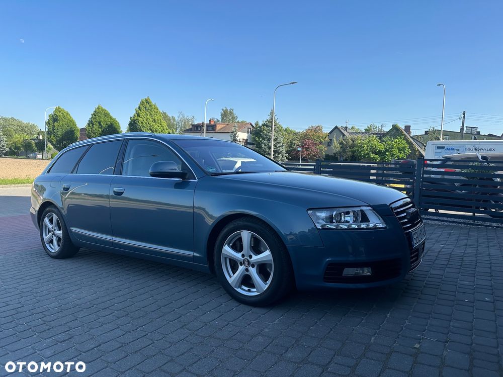 Audi A6 Avant - 16