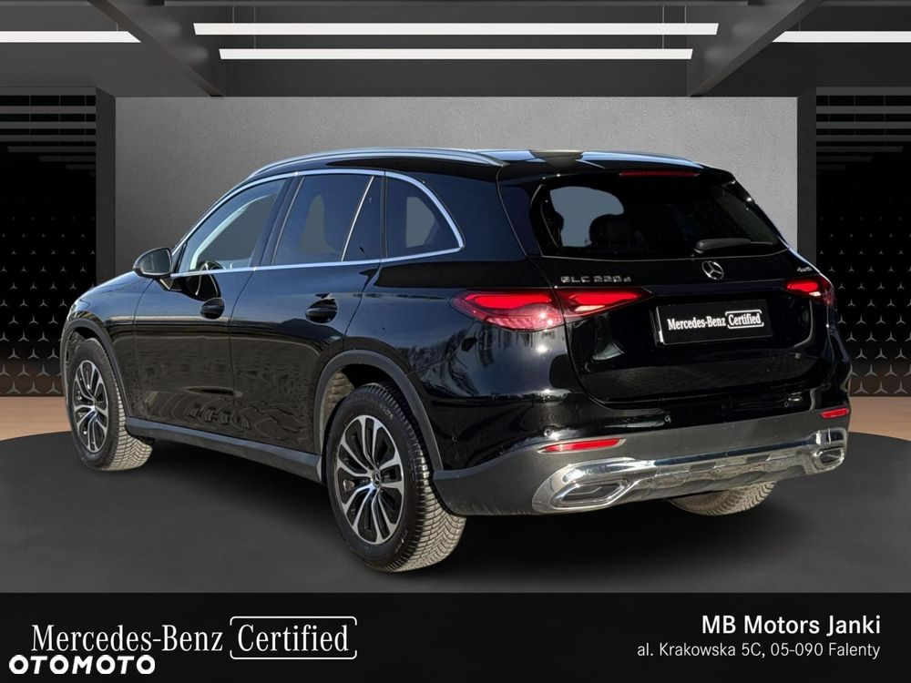 Mercedes-Benz GLC - 7