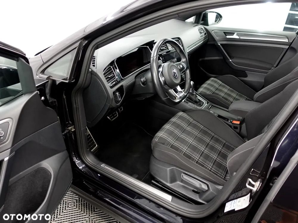 Volkswagen Golf VII 2.0 TDI BMT GTD DSG - 11