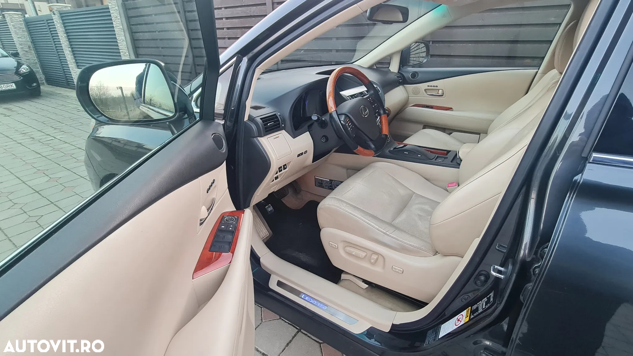 Lexus Seria RX - 9