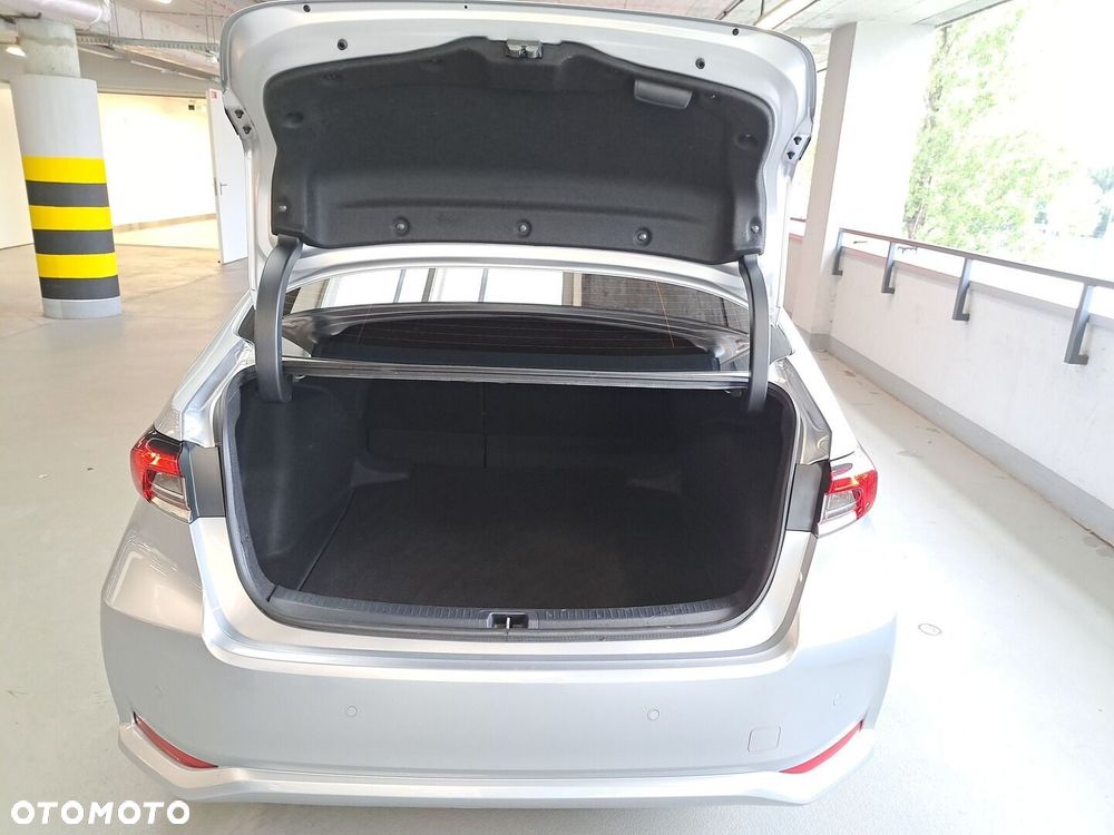 Toyota Corolla 1.8 Hybrid Comfort - 10
