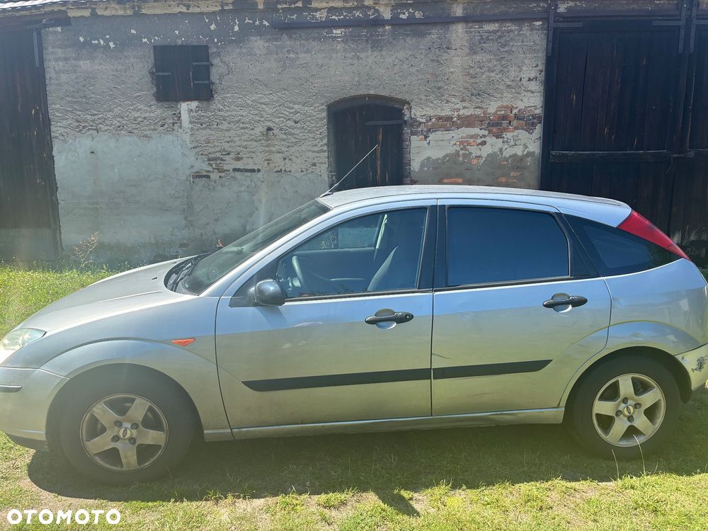 Ford Focus - 1