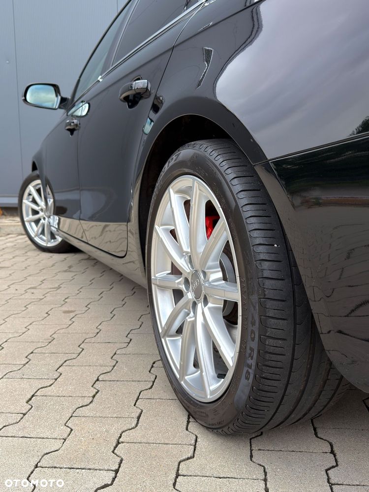 Audi A4 Avant 3.0 TDI DPF Attraction - 33