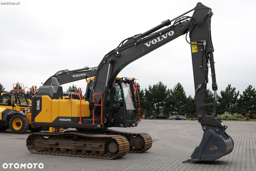 Volvo EC140EL - 12