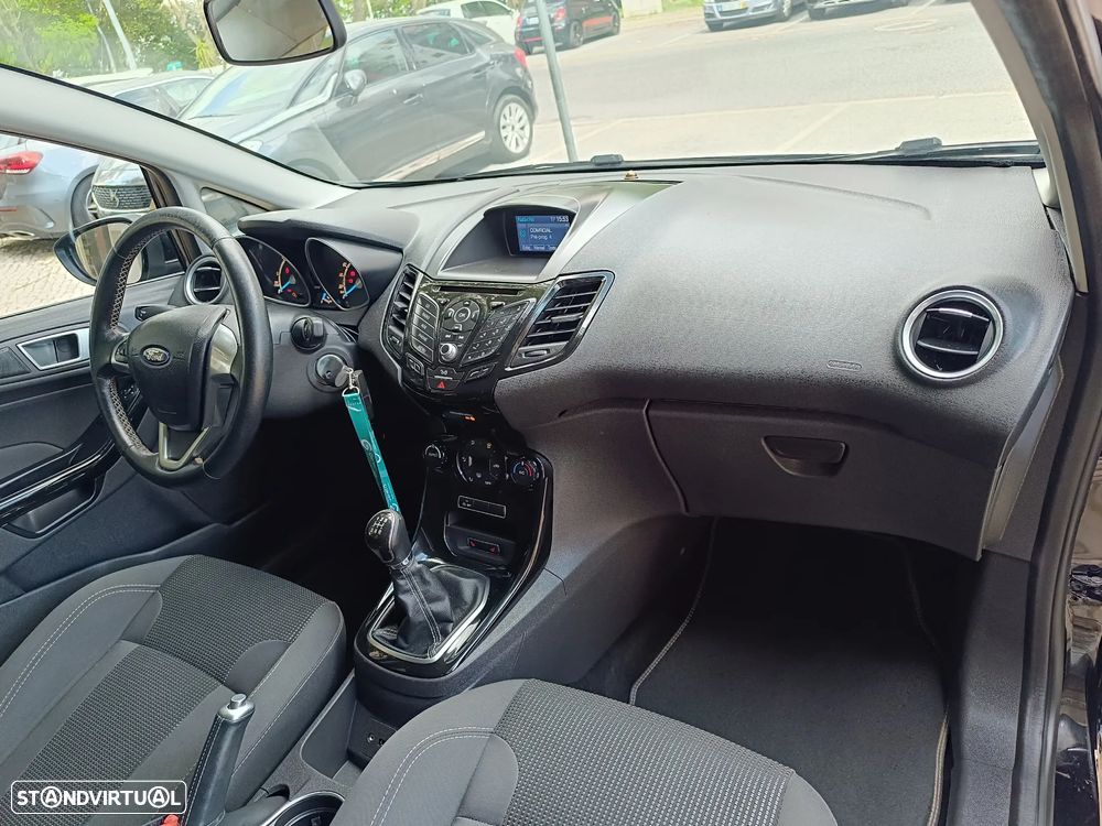 Ford Fiesta 1.5 TDCi Titanium - 17
