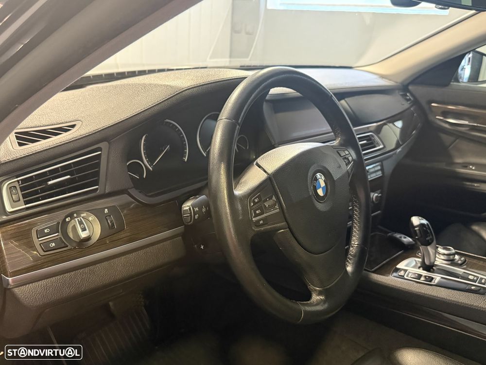 BMW 730 Ld - 20