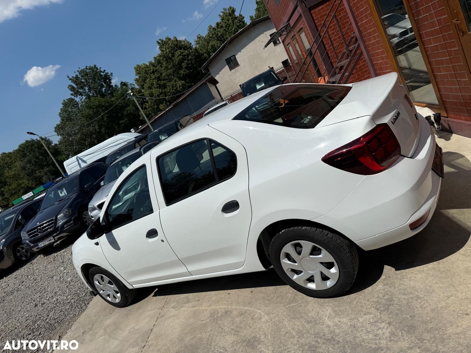Dacia Logan - 3