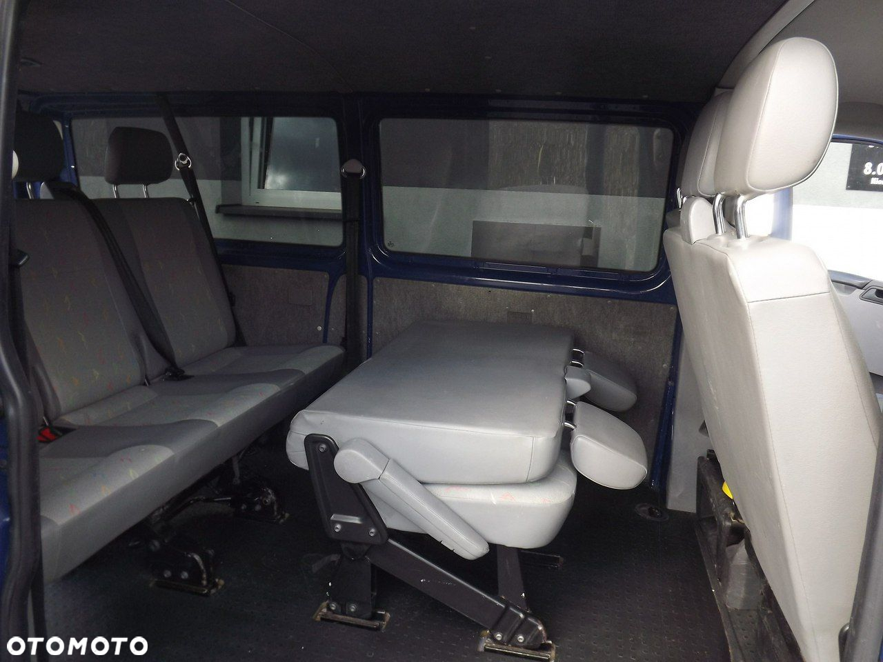Volkswagen Transporter - 11