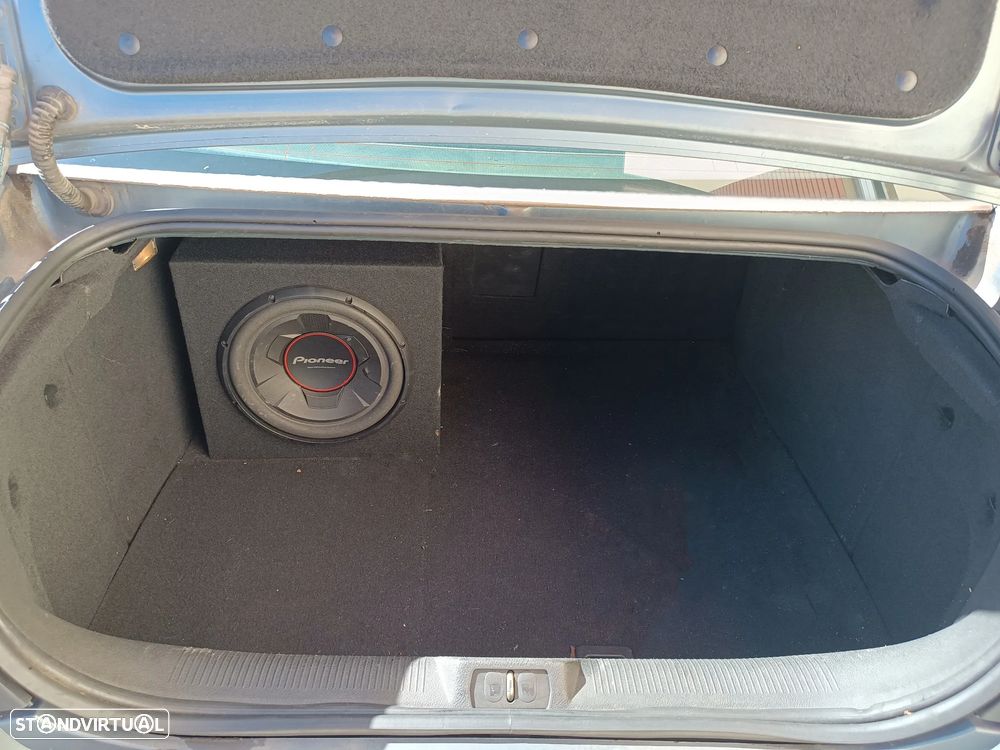 Peugeot 407 1.6 HDi Executive - 14