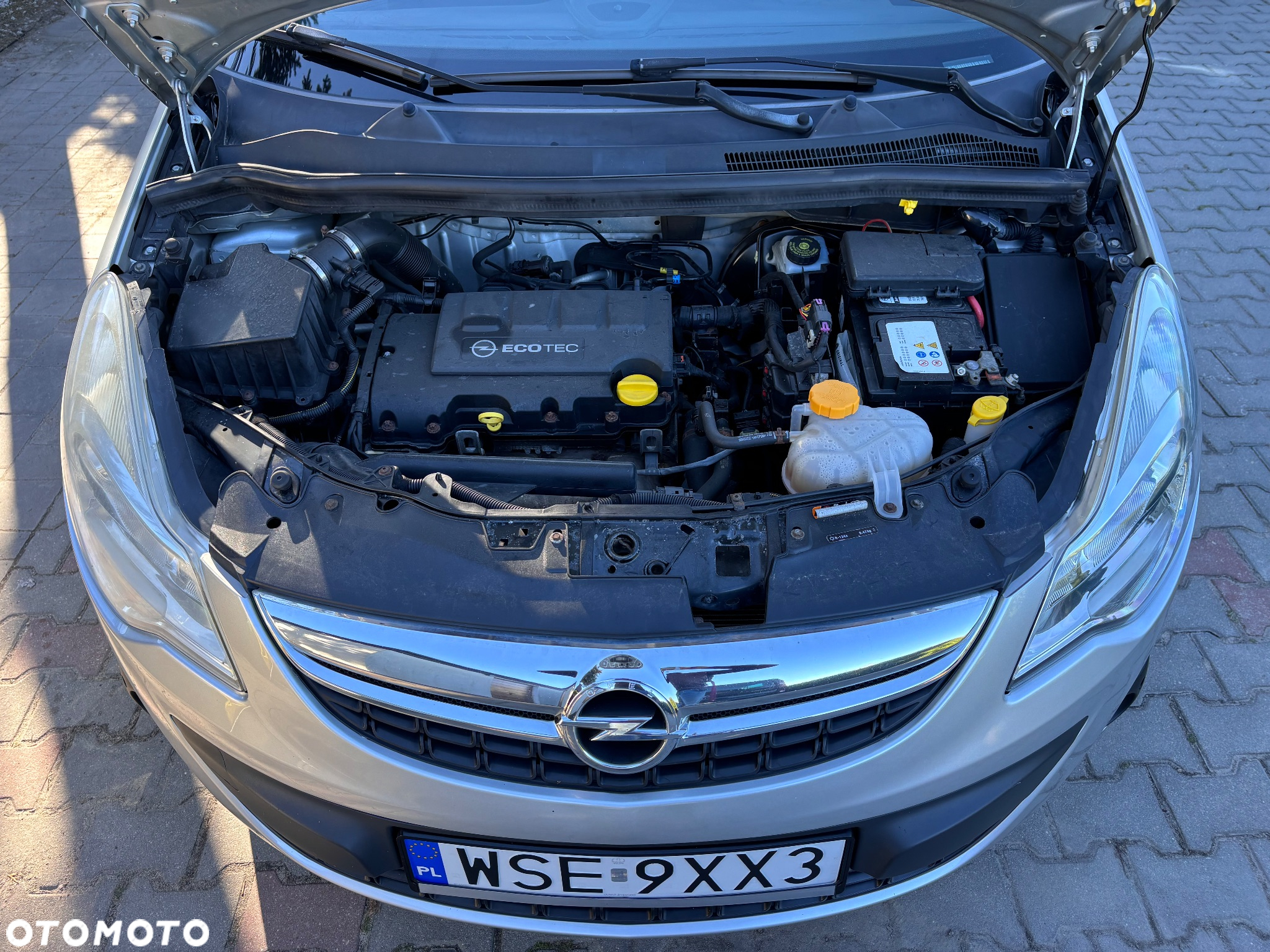 Opel Corsa 1.2 16V Cosmo - 14